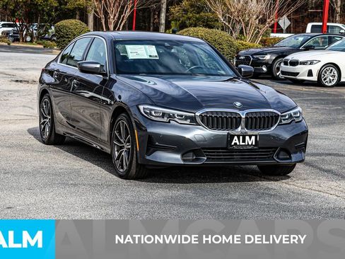 Used 2022 BMW 330i xDrive Sedan w/ Premium Package 2 image 4