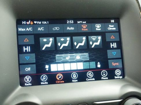 Certified 2018 Dodge Durango GT image 34