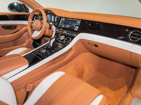 New 2026 Bentley Continental GT AWD/4WD image 4