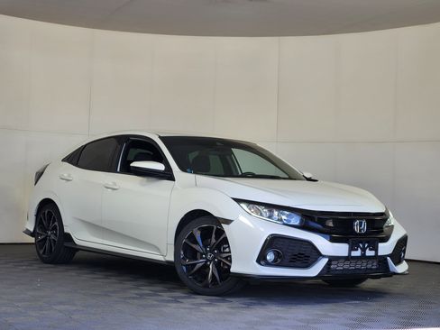 Used 2019 Honda Civic Sport image 1