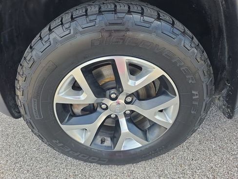 Used 2016 Jeep Cherokee Trailhawk w/ Comfort/Convenience Group AWD/4WD image 17