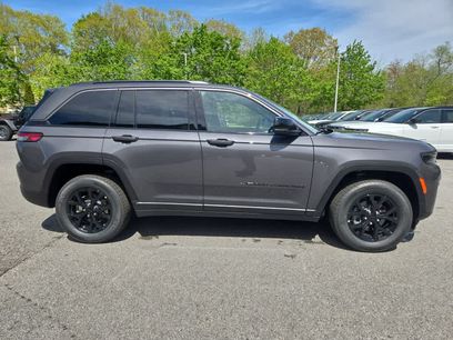 New 2026 Jeep Grand Cherokee Altitude