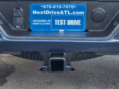 Used 2023 GMC Sierra 2500 AT4 image 42