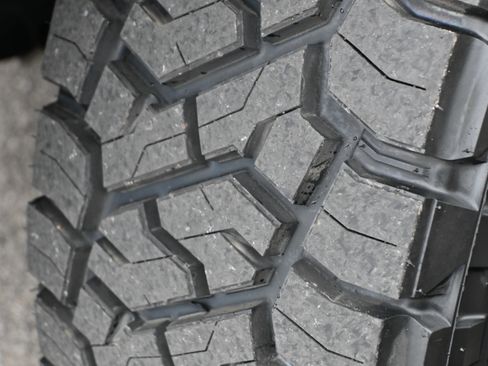 Used 2022 GMC Sierra 1500 Elevation image 28