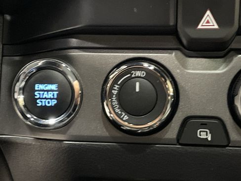 Used 2023 Toyota Tacoma TRD Sport image 24