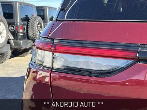 Used 2023 Jeep Grand Cherokee Limited image 10