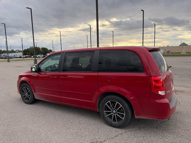 Used 2015 Dodge Grand Caravan SXT w/ Blacktop Package FWD image 11