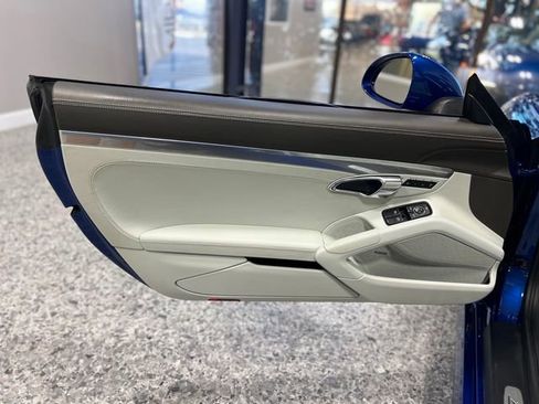 Used 2013 Porsche Boxster S image 17