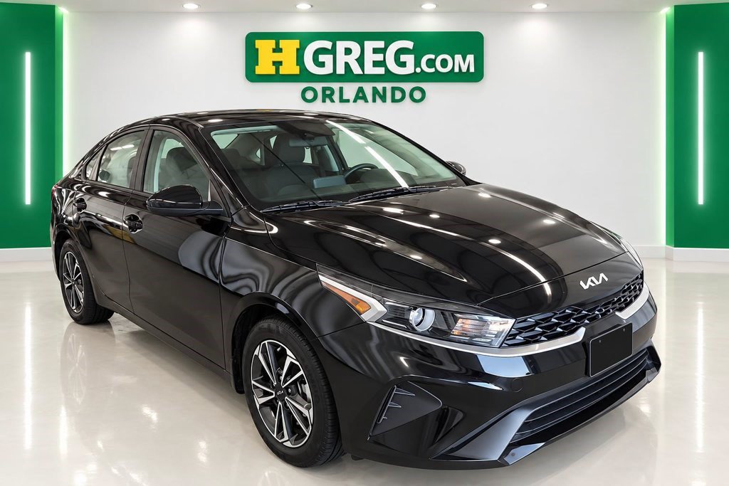 Used 2024 Kia Forte LXS FWD image 4