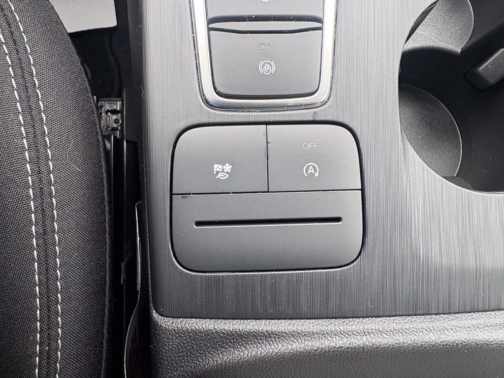 Used 2026 Ford Escape Active w/ Cold Weather Package FWD image 26