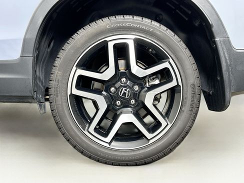 Used 2023 Honda Passport Elite image 11
