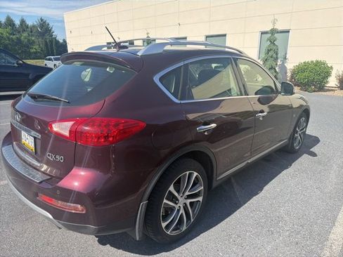 Used 2016 INFINITI QX50 AWD w/ Deluxe Touring Package image 13