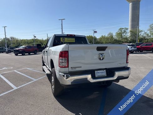 Used 2024 RAM 2500 Big Horn w/ Off Road Package AWD/4WD image 15