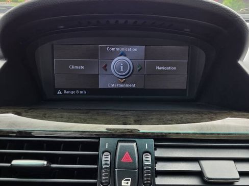 Used 2007 BMW 650i Convertible RWD image 9