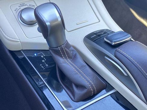 Used 2018 Lexus ES 350 image 12