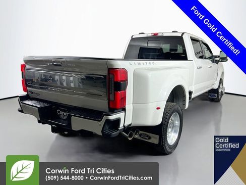 Used 2024 Ford F450 Limited w/ FX4 Off-Road Package image 16