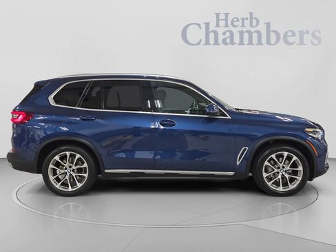 Used 2022 BMW X5 xDrive40i w/ Climate Comfort Package AWD/4WD image 11