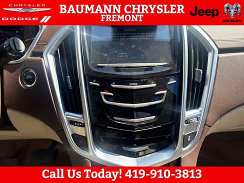 Used 2015 Cadillac SRX Luxury w/ Driver Awareness Package FWD image 22