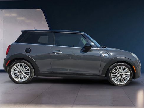 Used 2020 MINI Cooper S FWD image 6