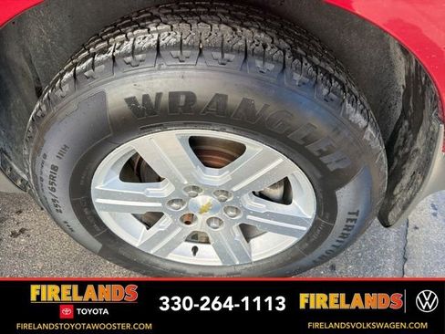 Used 2012 Chevrolet Traverse LT image 17