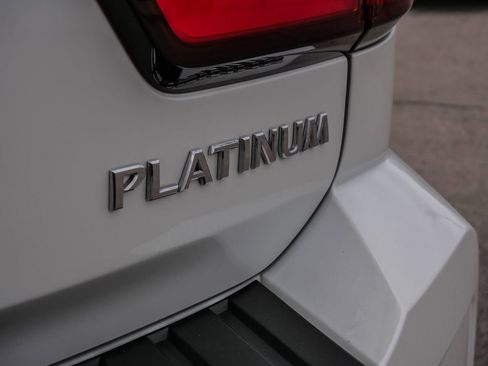 Used 2024 Nissan Armada Platinum w/ Captain's Chairs Package image 11