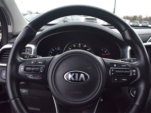 Used 2016 Kia Sorento EX w/ EX Touring Package image 36