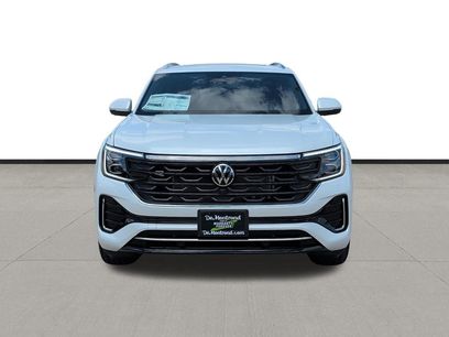 New 2026 Volkswagen Atlas Cross Sport SEL Premium R-Line