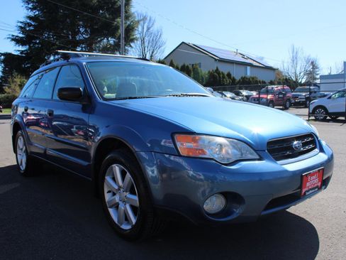 Used 2007 Subaru Outback 2.5i image 7