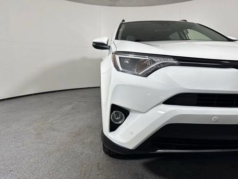 Used 2018 Toyota RAV4 XLE image 28
