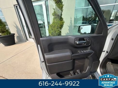 Used 2022 Chevrolet Silverado 1500 W/T w/ WT Value Package AWD/4WD image 19