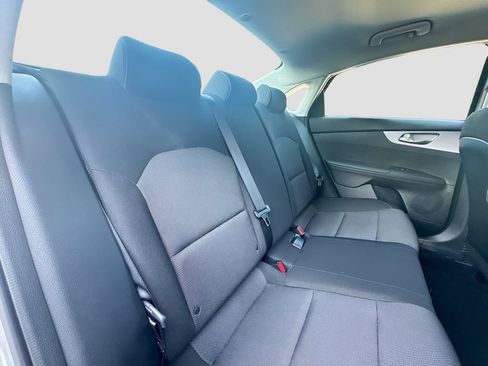 Certified 2024 Kia Forte LXS w/ LXS Technology Package FWD image 28