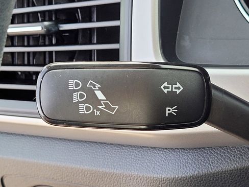 Used 2020 Volkswagen Atlas S w/ Towing Package image 24