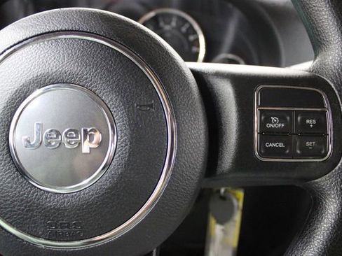 Used 2017 Jeep Wrangler Unlimited Sport image 22