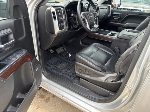 Used 2018 GMC Sierra 1500 SLT w/ SLT Premium Package image 12