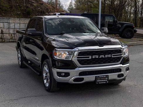 Used 2023 RAM 1500 Big Horn AWD/4WD image 3
