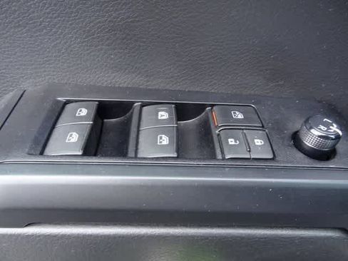 Used 2023 Toyota Tacoma SR image 11