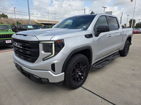 Used 2022 GMC Sierra 1500 Elevation AWD/4WD image 7