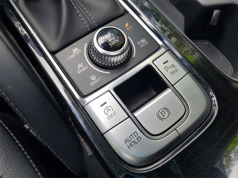 Certified 2022 Kia Telluride EX w/ EX Premium Package image 25