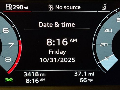 Certified 2025 Audi Q3 2.0T Premium w/ Black Optic Sport Package image 11