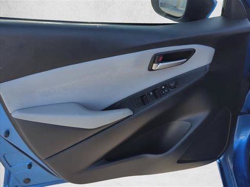 Certified 2019 Toyota Yaris LE FWD image 8