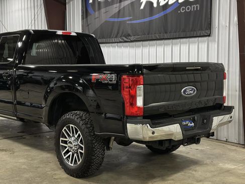 Used 2017 Ford F250 Lariat w/ Lariat Ultimate Package image 36