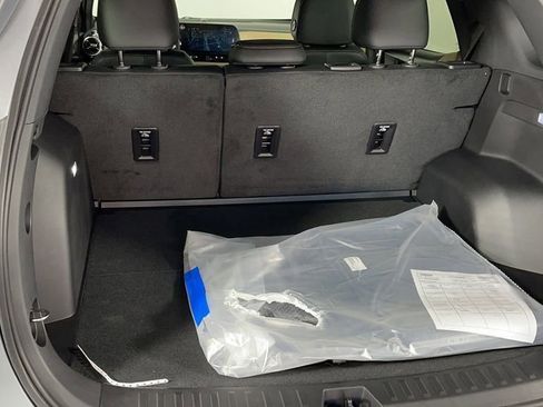 New 2025 Chevrolet Equinox ACTIV image 34