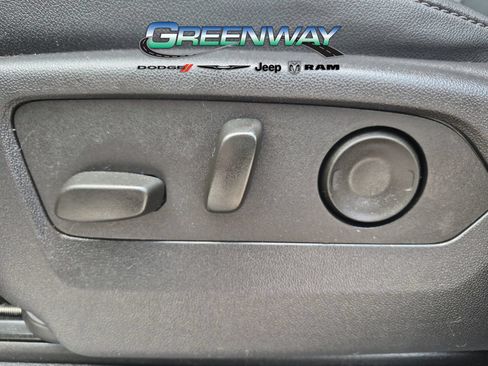 Used 2025 GMC Sierra 1500 Elevation w/ Elevation Premium Package AWD/4WD image 15
