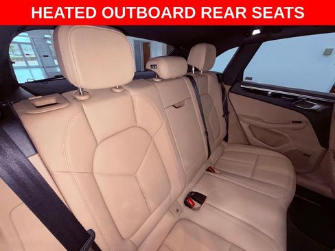 Used 2020 Porsche Macan S image 11