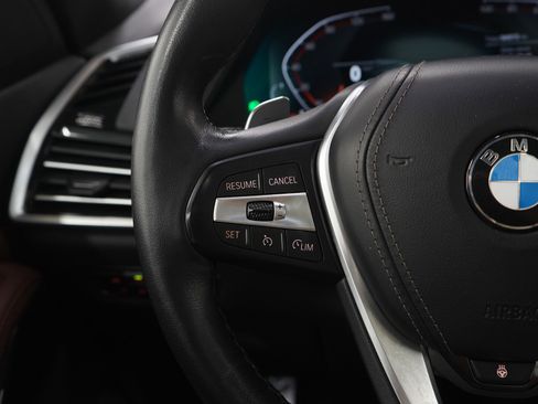 Used 2022 BMW X5 xDrive40i w/ Premium Package image 26