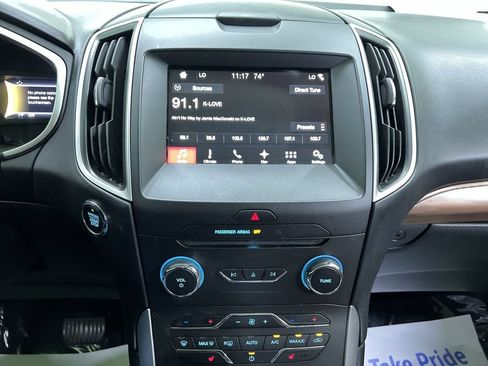 Used 2018 Ford Edge SEL w/ Equipment Group 201A AWD/4WD image 21