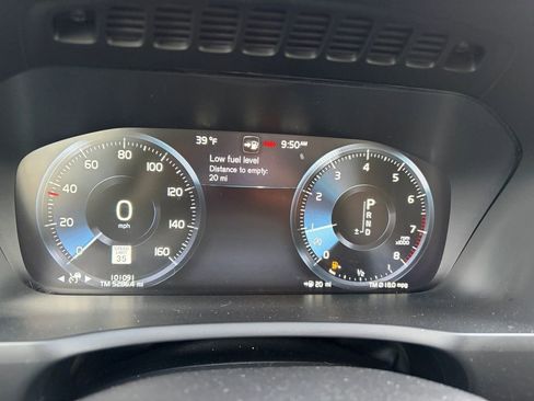 Used 2018 Volvo XC90 T6 Inscription w/ Convenience Package image 14