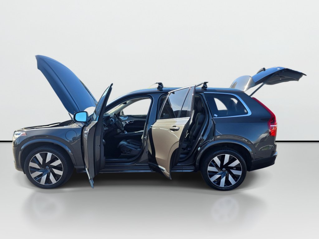 Used 2023 Volvo XC90 T8 Ultimate w/ Lounge Package AWD/4WD image 9