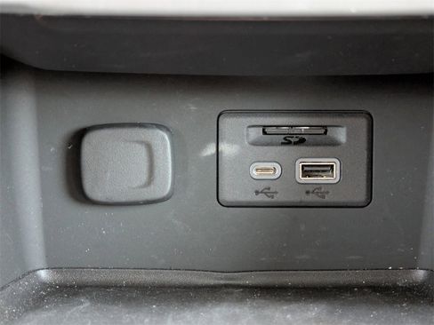 Used 2023 GMC Acadia SLT w/ Elevation Edition image 35