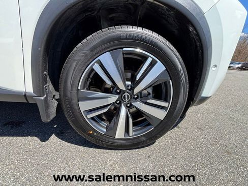 Certified 2023 Nissan Rogue SL w/ SL Premium Package AWD/4WD image 20